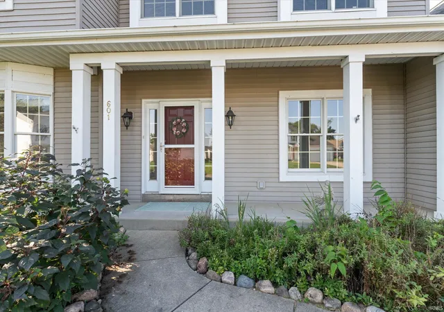 Photo 2 of Sale Pending at 601 Finch Dr, South Bend, IN 46614 | MLS# 202636653 | Listing updated on 2026-09-15