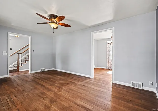 Photo 4 of Manufactured home for sale at 1450 Longfellow Ave, South Bend, IN 46615 | MLS# 202636657 | Listing updated on 2026-09-17