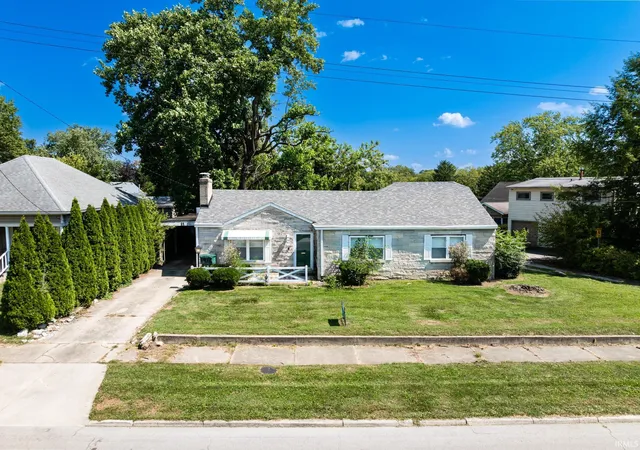 Photo 1 of Manufactured home for sale at 408 S College Ave, Muncie, IN 47303 | MLS# 202636684 | Listing updated on 2026-09-04