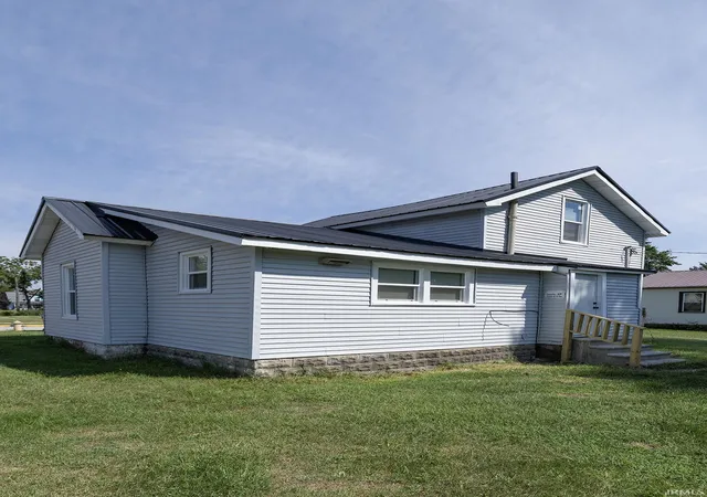 Photo 3 of Manufactured home for sale at 601 Aspenwald, Elkhart, IN 46516 | MLS# 202636685 | Listing updated on 2026-09-04