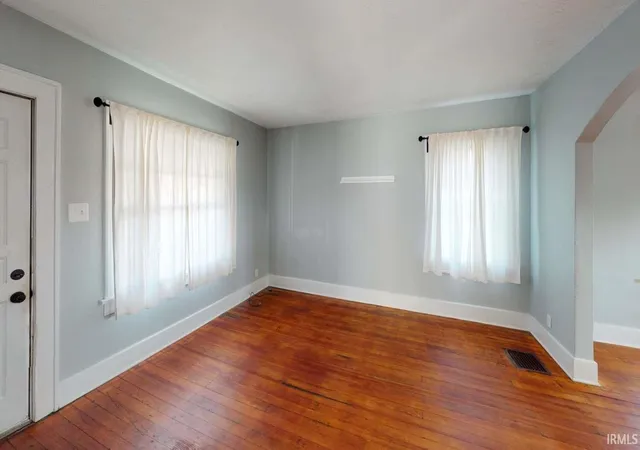 Photo 3 of Manufactured home for sale at 1213 W Gilbert St, Muncie, IN 47303 | MLS# 202636687 | Listing updated on 2026-09-04
