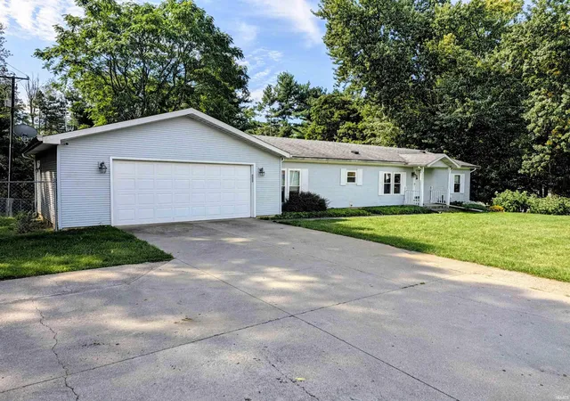 Photo 2 of Sale Pending at 16954 Adams Rd, Granger, IN 46530 | MLS# 202636700 | Listing updated on 2026-09-07