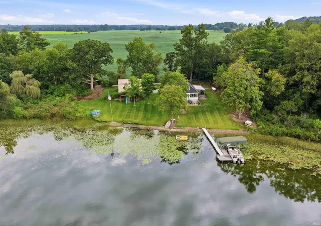 Photo 3 of Manufactured home for sale at 5443 W Diamond Lake Rd, Wawaka, IN 46794 | MLS# 202636709 | Listing updated on 2026-09-04