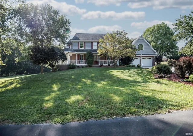 Photo 1 of Sale Pending at 3268 E Hazelwood Drs, Vincennes, IN 47591 | MLS# 202636711 | Listing updated on 2026-09-07