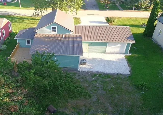 Photo 4 of Single family home for sale at 1004 E 8th Street, Fowler, IN 47944 | MLS# 202636714 | Listing updated on 2026-10-09