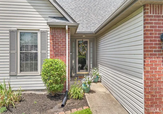 Photo 2 of Manufactured home for sale at 3244 S Southern Oaks Dr, Bloomington, IN 47401 | MLS# 202636719 | Listing updated on 2026-09-04