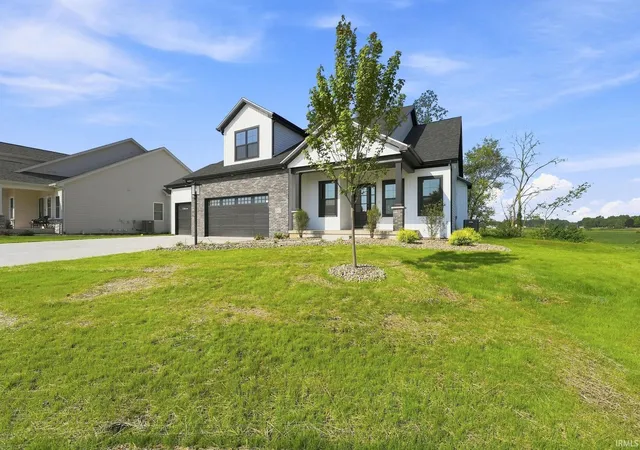 Photo 3 of Manufactured home for sale at 17885 Hutt Ridge Ct, Huntertown, IN 46748 | MLS# 202636736 | Listing updated on 2026-09-29