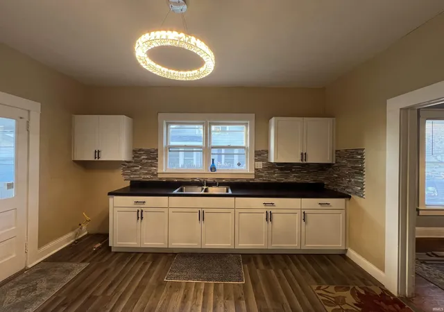 Photo 3 of Sale Pending at 119 Arcade Ave, Elkhart, IN 46514 | MLS# 202636738 | Listing updated on 2026-09-04