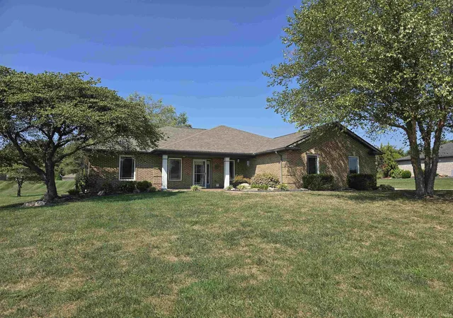 Photo 2 of Sale Pending at 657 N Savannah Dr, Jasper, IN 47546 | MLS# 202636739 | Listing updated on 2026-09-05