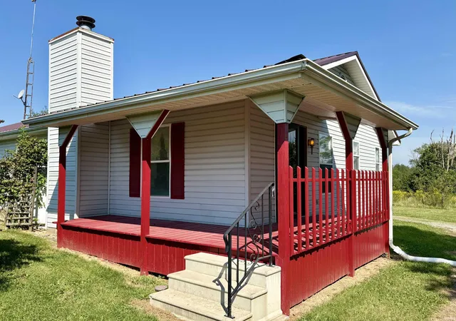 Photo 3 of Sale Pending at 4710 E Cr 800 S, Muncie, IN 47302 | MLS# 202636741 | Listing updated on 2026-09-12