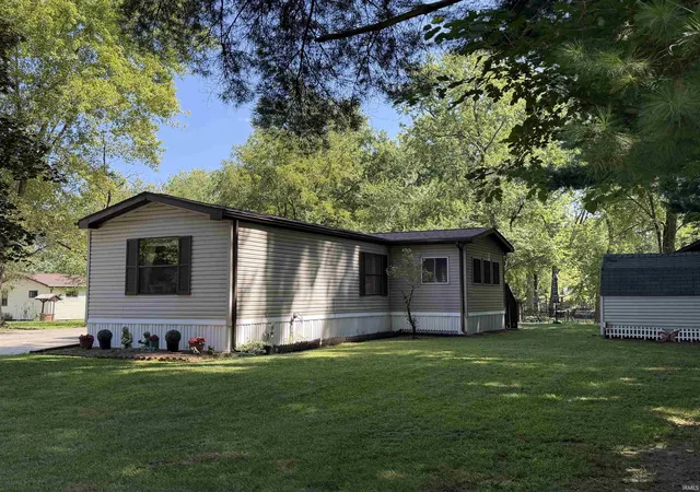 Photo 3 of Manufactured home for sale at 2876 N 175 East, Winamac, IN 46996 | MLS# 202636756 | Listing updated on 2026-09-12