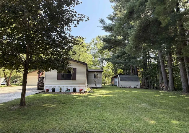 Photo 3 of Manufactured home for sale at 2876 N 175 East, Winamac, IN 46996 | MLS# 202636756 | Listing updated on 2026-09-12