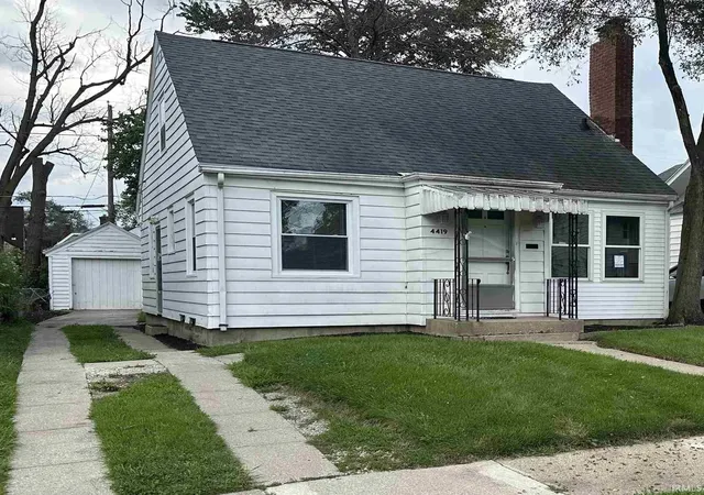 Manufactured home for sale at 4419 Wilmette St, Fort Wayne, IN 46806 | MLS# 202636762