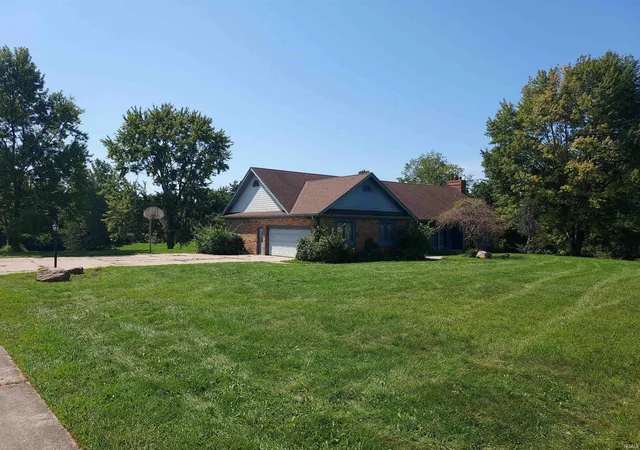Photo 2 of Manufactured home for sale at 12124 Leo Rd, Fort Wayne, IN 46845 | MLS# 202636767 | Listing updated on 2026-09-09