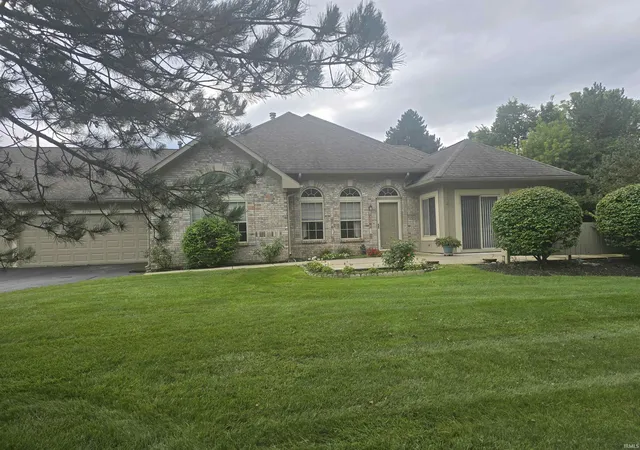 Condo for sale at 5178 Coventry Ln, Fort Wayne, IN 46804 | MLS# 202636772