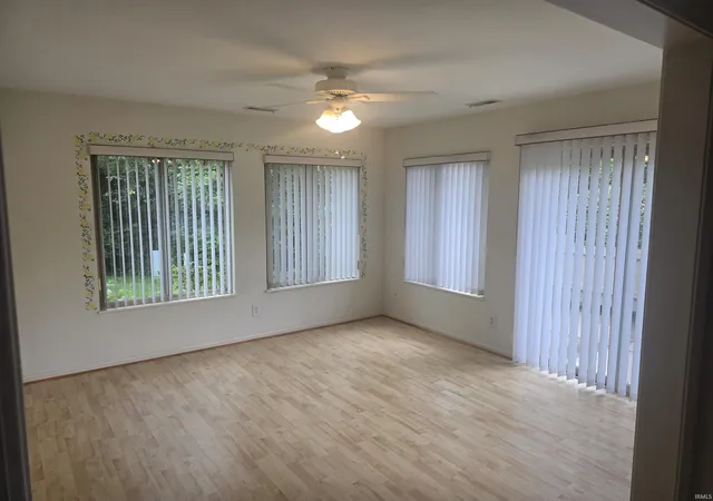 Photo 4 of Condo for sale at 5178 Coventry Ln, Fort Wayne, IN 46804 | MLS# 202636772 | Listing updated on 2026-09-18
