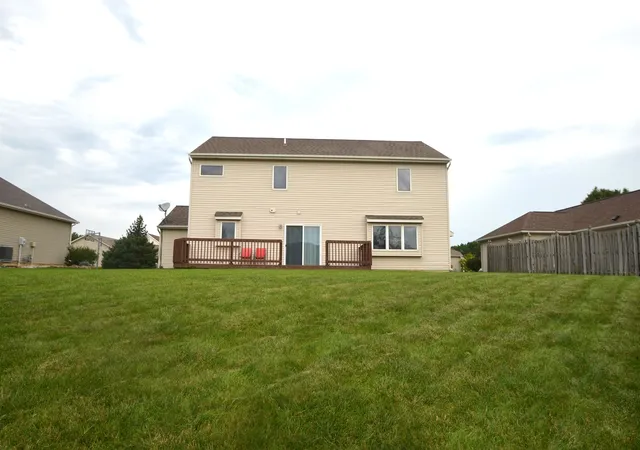 Photo 3 of Manufactured home for sale at 5202 Sorrento Blvd, Fort Wayne, IN 46845 | MLS# 202636789 | Listing updated on 2026-09-09