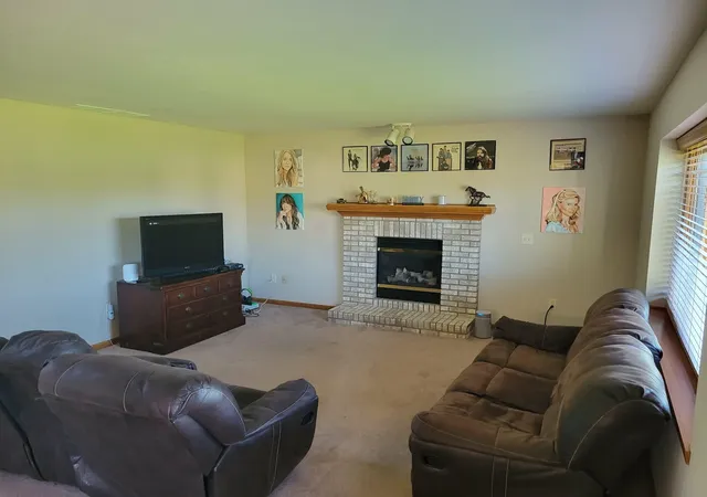 Photo 3 of Manufactured home for sale at 5202 Sorrento Blvd, Fort Wayne, IN 46845 | MLS# 202636789 | Listing updated on 2026-09-09