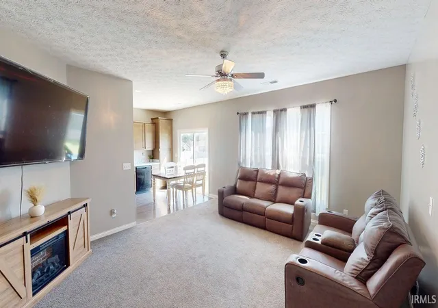 Photo 2 of Sale Pending at 1405 N Hunters Xing Pass, Huntingburg, IN 47542 | MLS# 202636799 | Listing updated on 2026-09-12