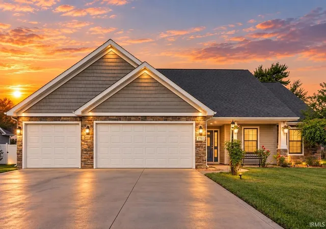 Photo 1 of Sale Pending at 1702 Waynedale Dr, Garrett, IN 46738 | MLS# 202636802 | Listing updated on 2026-09-26