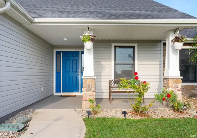 Photo 3 of Sale Pending at 1702 Waynedale Dr, Garrett, IN 46738 | MLS# 202636802 | Listing updated on 2026-09-26