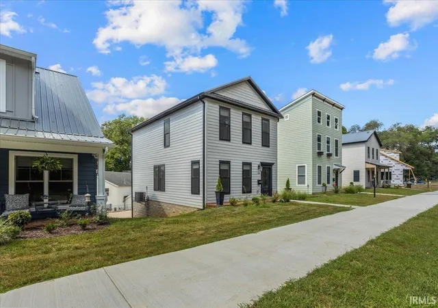 Photo 2 of Sale Pending at 609 S 3rd Street, Lafayette, IN 47901 | MLS# 202636806 | Listing updated on 2026-09-29