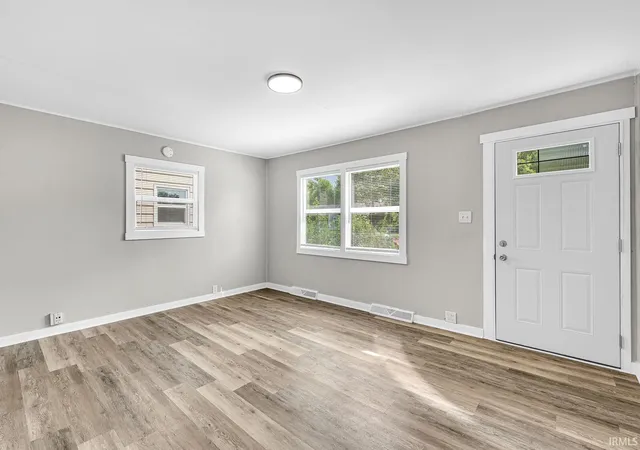 Photo 4 of Manufactured home for sale at 105 N Wellington St, South Bend, IN 46619 | MLS# 202636817 | Listing updated on 2026-09-05