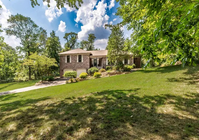 Photo 2 of Sale Pending at 5828 Harmony Woods Ln, Evansville, IN 47720 | MLS# 202636835 | Listing updated on 2026-09-10