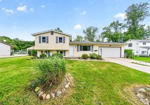 Manufactured home for sale at 51444 Kenilworth Rd, South Bend, IN 46637 | MLS# 202636838 | Listing updated on 2026-09-21
