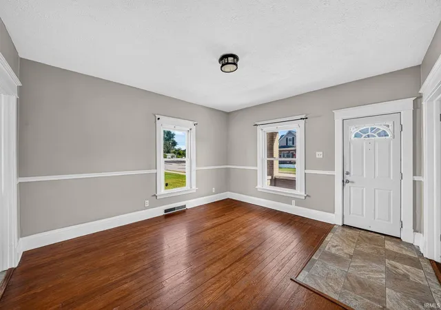 Photo 3 of Manufactured home for sale at 322 W 10th Street, Mishawaka, IN 46544 | MLS# 202636840 | Listing updated on 2026-09-06