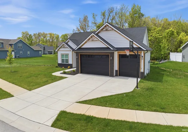 Photo 2 of Sale Pending at 368 Finsbury St, Lafayette, IN 47905 | MLS# 202636846 | Listing updated on 2026-09-11
