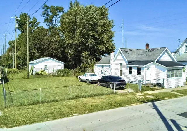 Photo 2 of Manufactured home for sale at 315 E 9th Street, Marion, IN 46953 | MLS# 202636850 | Listing updated on 2026-09-06