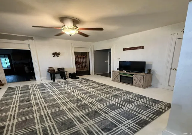 Photo 4 of Sale Pending at 202 S Main St, Jonesboro, IN 46938 | MLS# 202636865 | Listing updated on 2026-09-24
