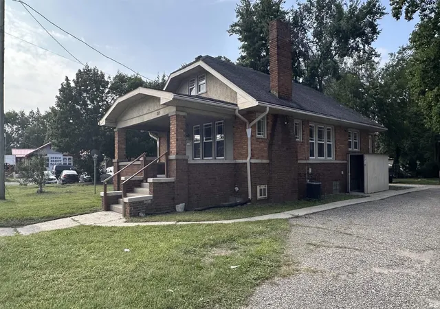 Photo 1 of Sale Pending at 2825 S Main St, Elkhart, IN 46517 | MLS# 202636871 | Listing updated on 2026-09-06