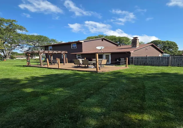 Photo 3 of Sale Pending at 8508 Sandstone Ct, New Haven, IN 46774 | MLS# 202636874 | Listing updated on 2026-09-12