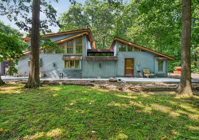 Photo 1 of Sale Pending at 15617 Bowdoin Rd, Monroeville, IN 46773 | MLS# 202636875 | Listing updated on 2026-09-18