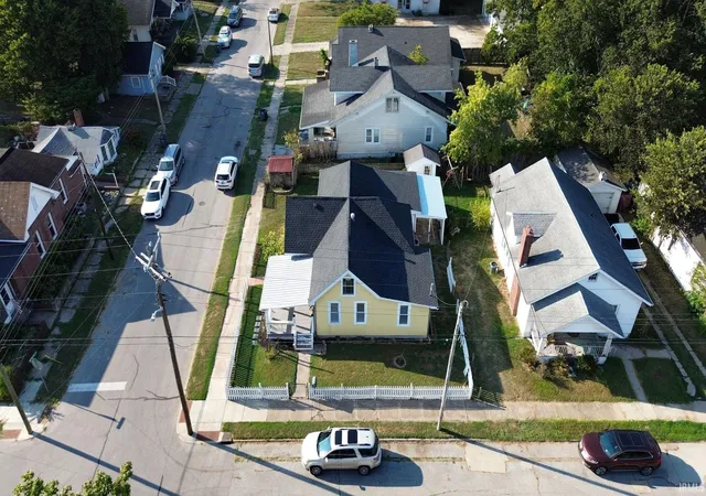Photo 3 of Manufactured home for sale at 425 S 4th Street, Vincennes, IN 47591 | MLS# 202636879 | Listing updated on 2026-09-18