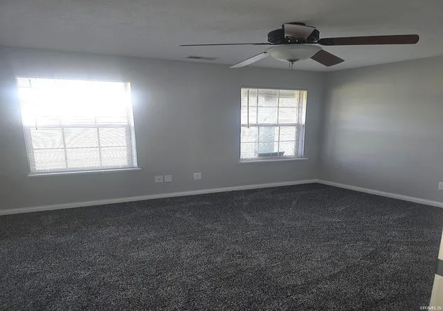 Photo 4 of Manufactured home for sale at 1124 Robin Ct, Greentown, IN 46936 | MLS# 202636888 | Listing updated on 2026-10-06