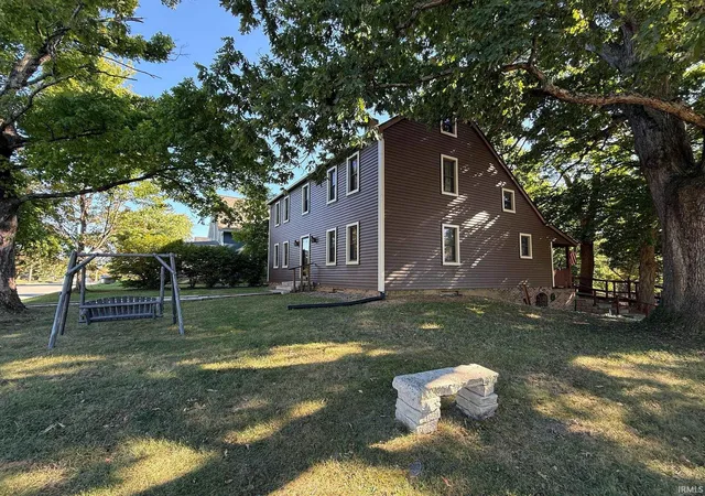 Photo 4 of Manufactured home for sale at 101 Lincoln Ave, Bedford, IN 47421 | MLS# 202636894 | Listing updated on 2026-09-07