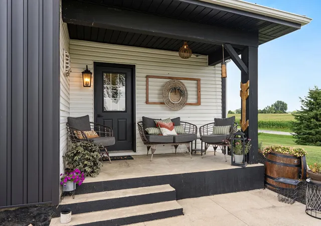 Photo 3 of Sale Pending at 328 S Wolf Rd, Columbia City, IN 46725 | MLS# 202636898 | Listing updated on 2026-09-15