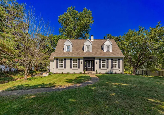 Photo 1 of Sale Pending at 124 E Mill Rd, Evansville, IN 47711 | MLS# 202636901 | Listing updated on 2026-09-18