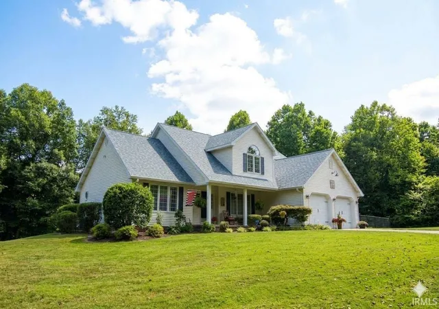 Photo 1 of Sale Pending at 545 E Old Petersburg Rd, Princeton, IN 47670 | MLS# 202636906 | Listing updated on 2026-09-08