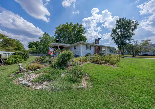 Photo 2 of Manufactured home for sale at 5960 W Adams St, Richland, IN 47634 | MLS# 202636912 | Listing updated on 2026-09-07
