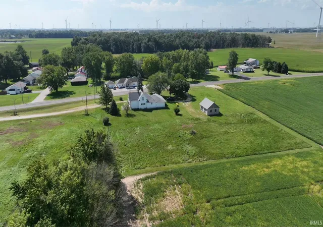 Photo 4 of Manufactured home for sale at 533 W US 24 Hwy, Reynolds, IN 47980 | MLS# 202636918 | Listing updated on 2026-09-08
