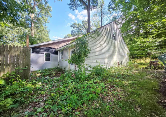 Photo 3 of Sale Pending at 51855 E County Line Rd #Lot 5, Middlebury, IN 46540 | MLS# 202636919 | Listing updated on 2026-09-15