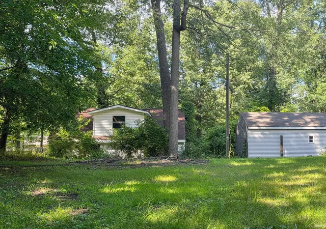 Photo 3 of Sale Pending at 51855 E County Line Rd #Lot 5, Middlebury, IN 46540 | MLS# 202636919 | Listing updated on 2026-09-15