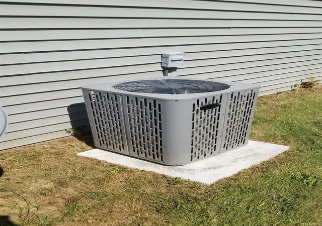 Photo 4 of Manufactured home for sale at 4341 Fletcher Dr, Lafayette, IN 47909 | MLS# 202636923 | Listing updated on 2026-09-12