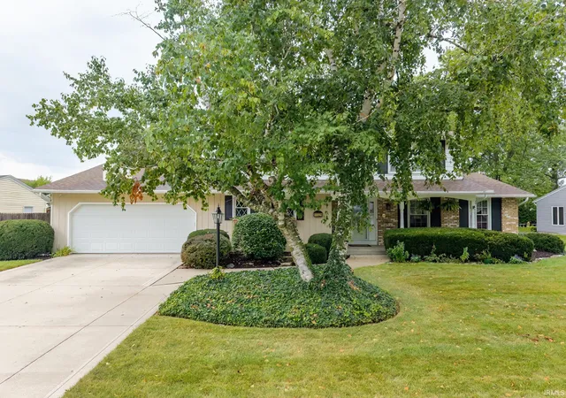 Photo 1 of Manufactured home for sale at 11329 Shalimar Dr, Fort Wayne, IN 46845 | MLS# 202636941 | Listing updated on 2026-09-23