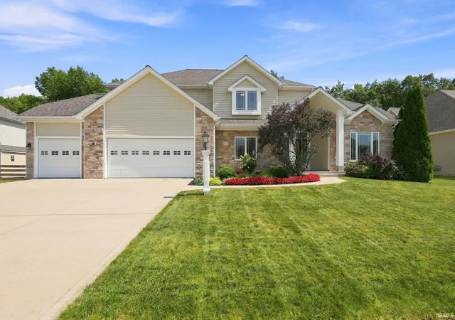 Photo 1 of Sale Pending at 11616 Carroll Cvs, Fort Wayne, IN 46818 | MLS# 202636943 | Listing updated on 2026-09-11