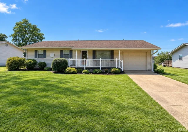 Photo 1 of Sale Pending at 2200 W Buena Vista Rd, Evansville, IN 47720 | MLS# 202636948 | Listing updated on 2026-10-10